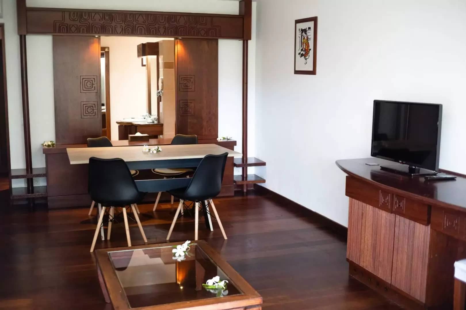 Garden Suite - image
