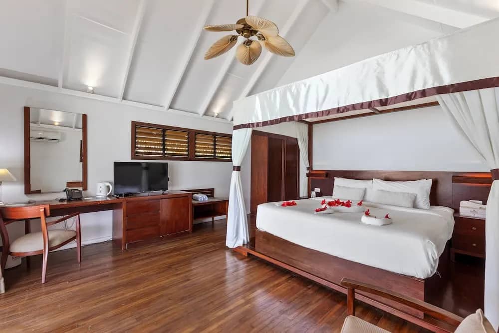 Premium Overwater Fare - image