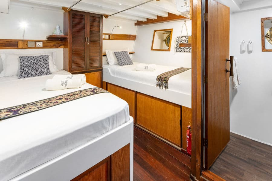 CABIN 1 Twin Beds Lower Deck - image