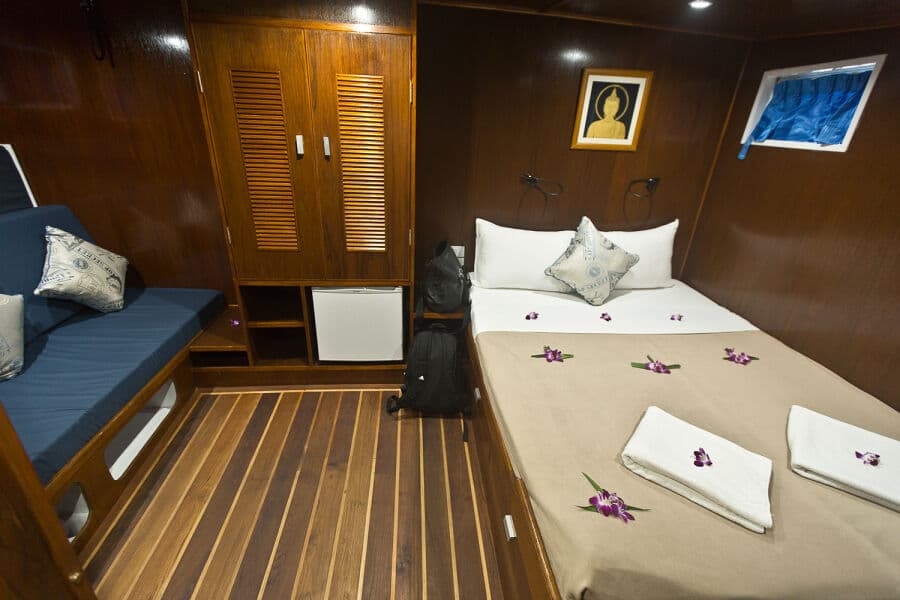 Master Upper Deck - image