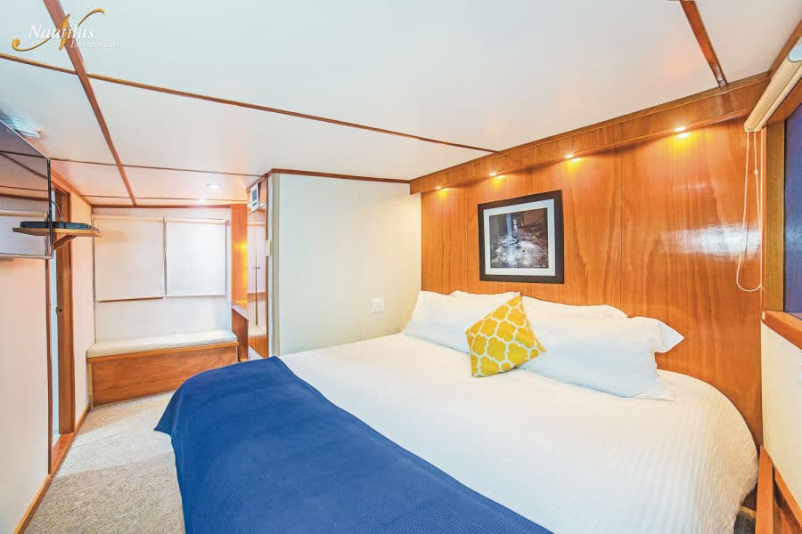 Premium Suite Upper Deck - image