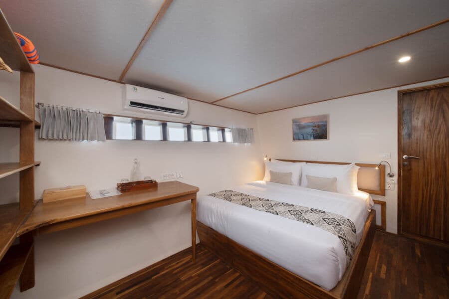 Lower Deck Cabin Lower Deck - image