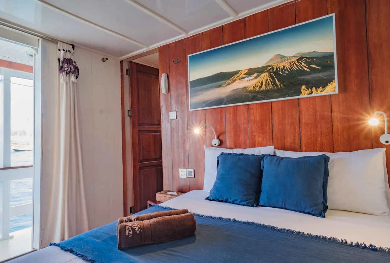 Ambai Upper Deck Cabin - image Ambai Upper Deck Cabin - image
