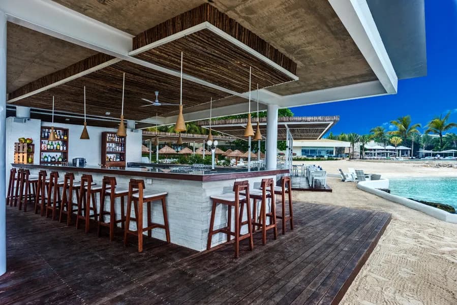 A poolside bar at Presidente Intercontinental Resort & Spa in Cozumel, Mexico. A poolside bar at Presidente Intercontinental Resort & Spa in Cozumel, Mexico.