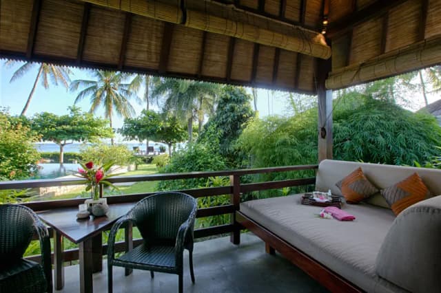Villa Markisa - Private Beach Bungalows - Dive Resort Villa Markisa - Private Beach Bungalows - Dive Resort