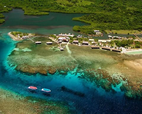 CoCo View Resort - image CoCo View Resort - image