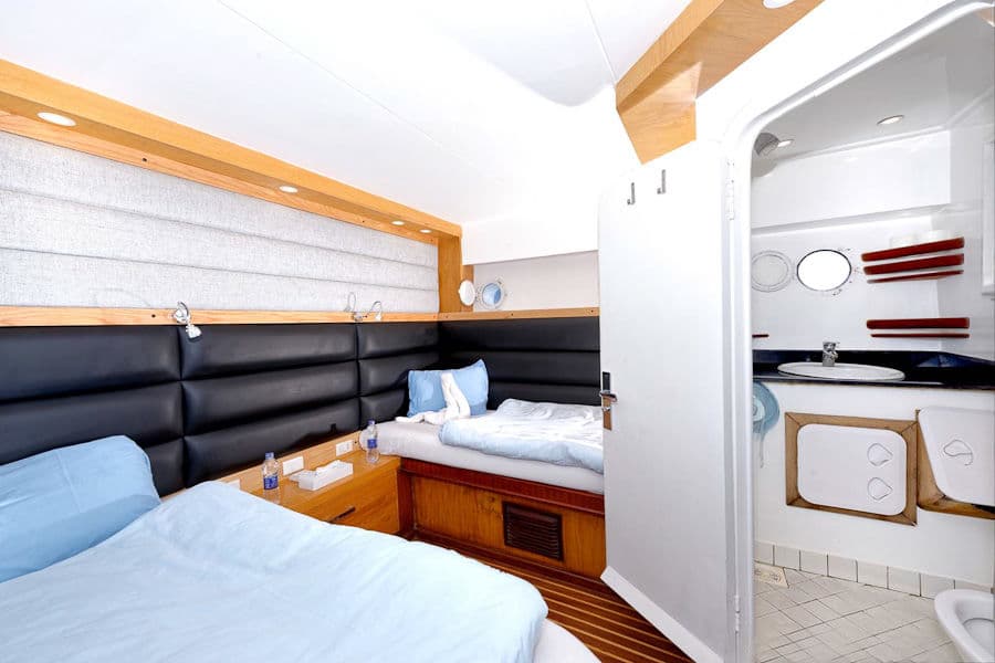 Twin Lower Deck - image Twin Lower Deck - image